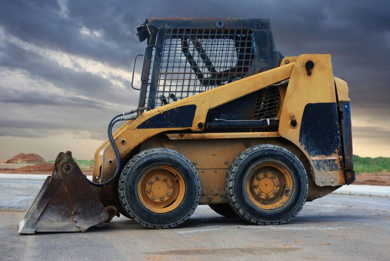 Provides excellent control on uneven or rough terrain.